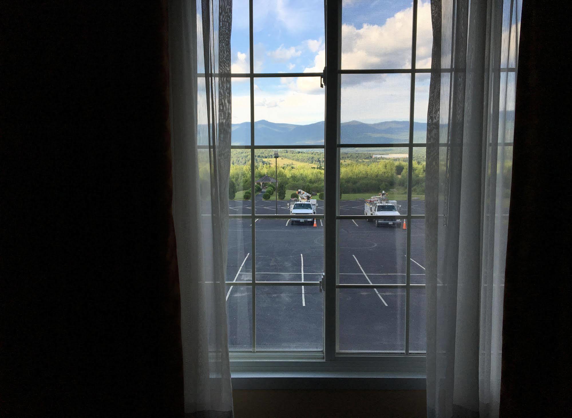 Cabot Inn & Suites Ланкастър Екстериор снимка